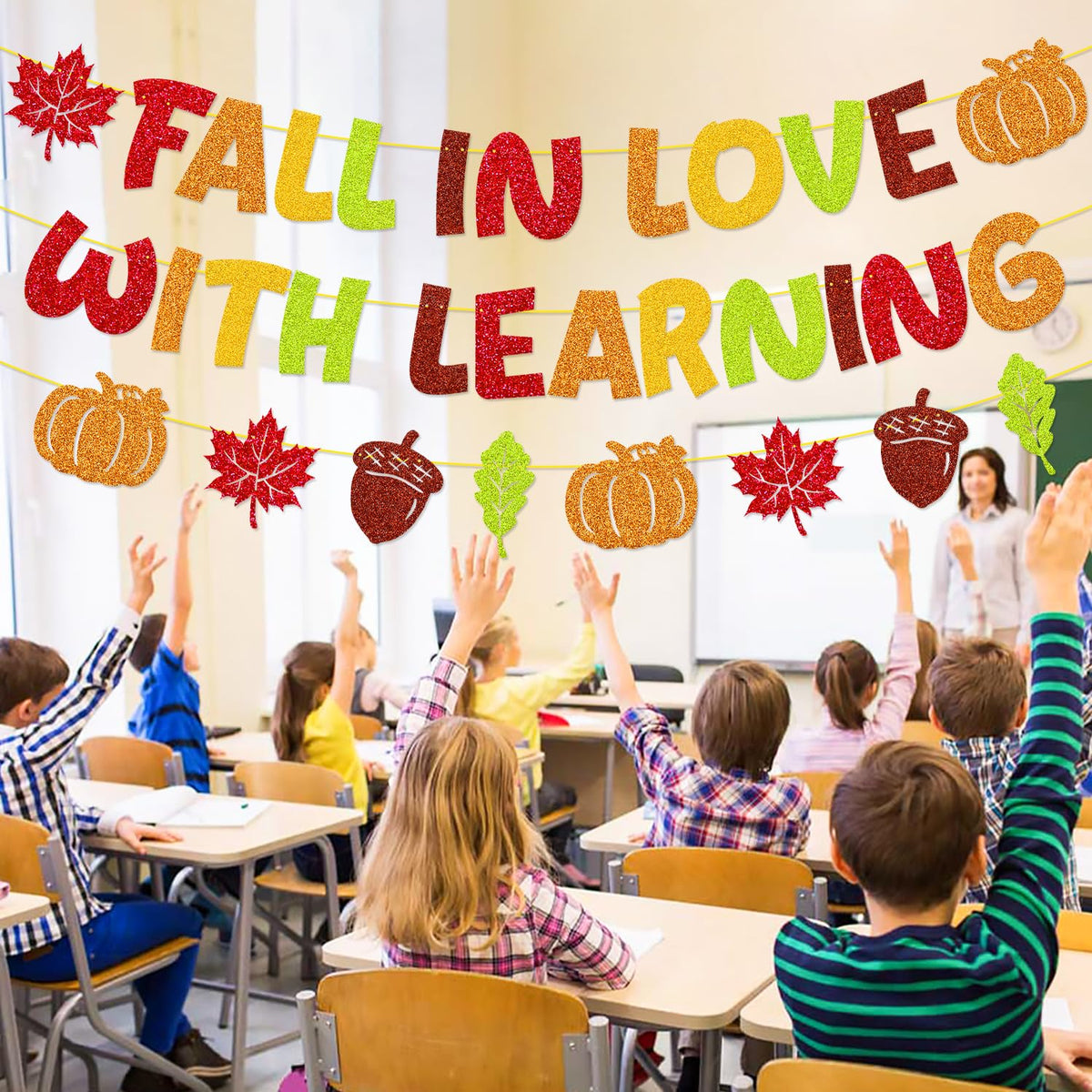 Pancarta para el aula YWLACC "Enamórate de aprender" con hojas de otoño y calabazas