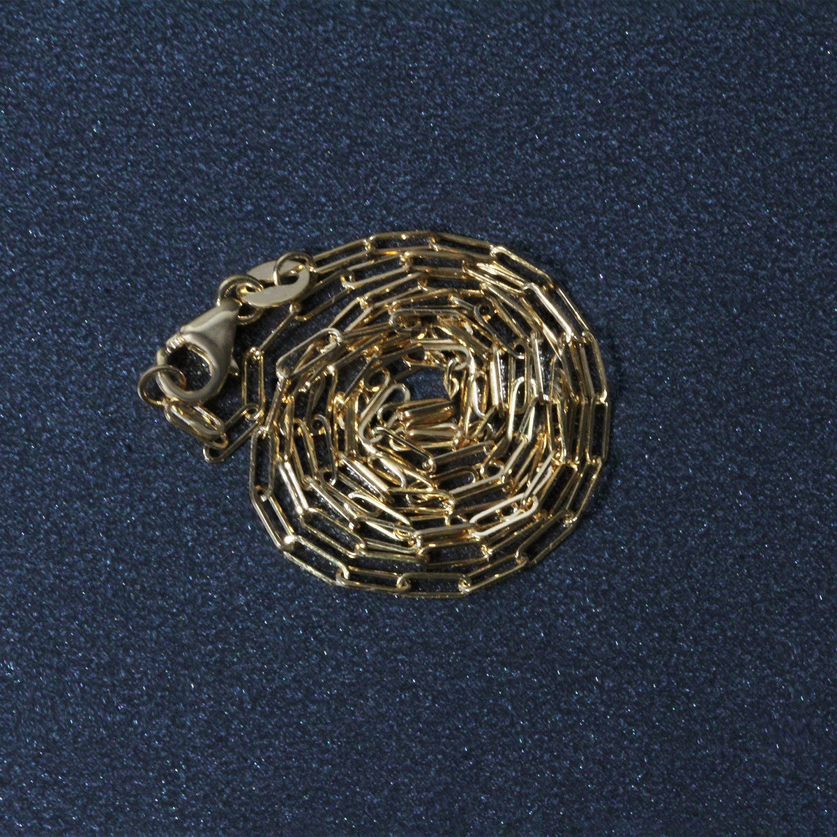 Cadena tipo clip de oro amarillo de 14 quilates (1.50 mm)