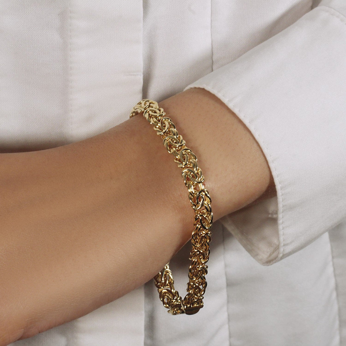 Pulsera de cadena con diseño bizantino en oro amarillo de 10 quilates (7.00 mm)