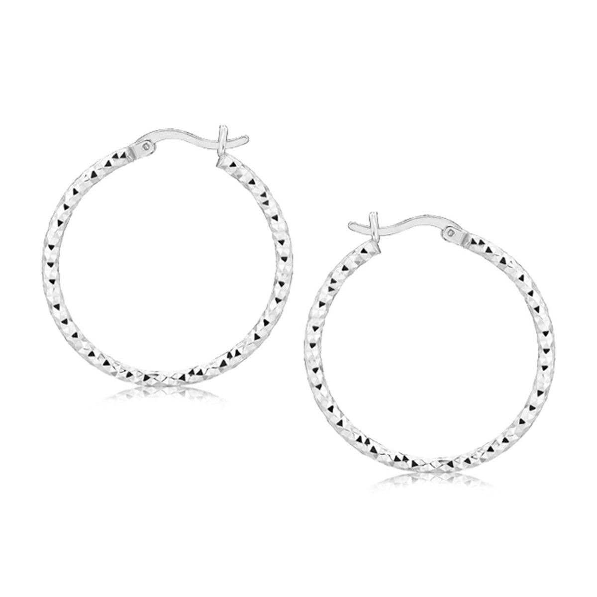 Pendientes de aro con motivo facetado en plata de ley con baño de rodio (2x25 mm)