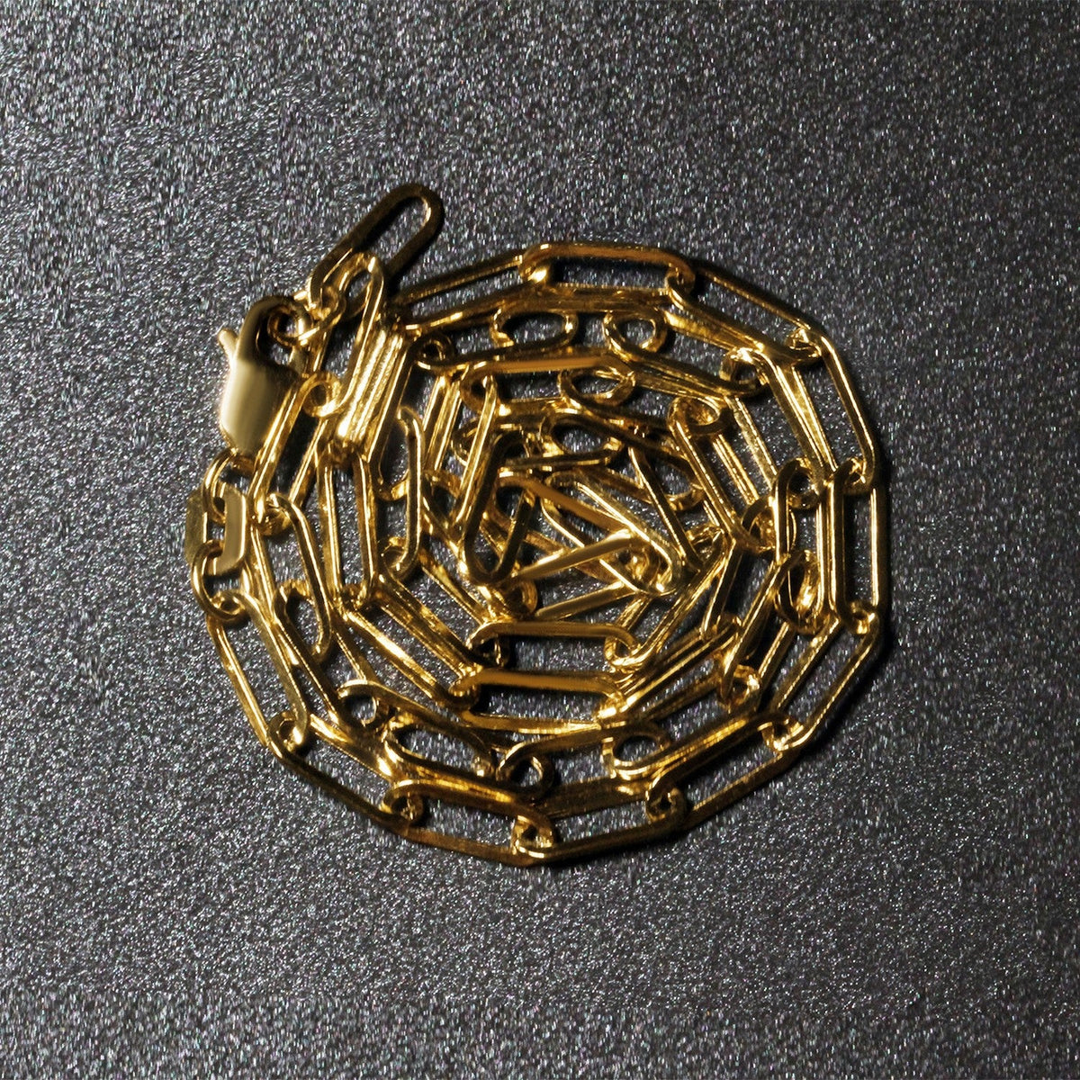 Cadena de eslabones tipo clip ancha en oro amarillo de 14K (3.20 mm)