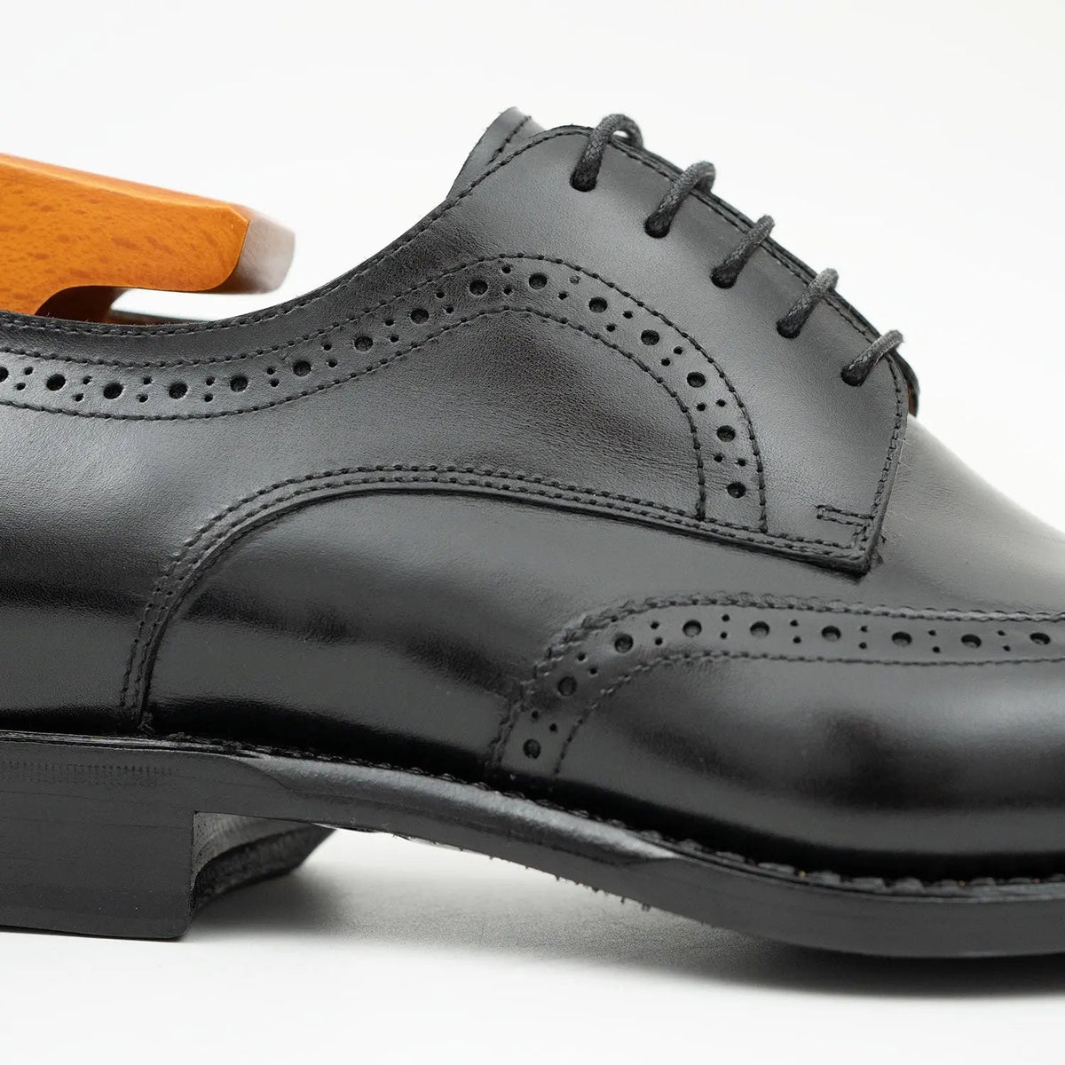 Black Wingtip Cow Leather Derby Shoes