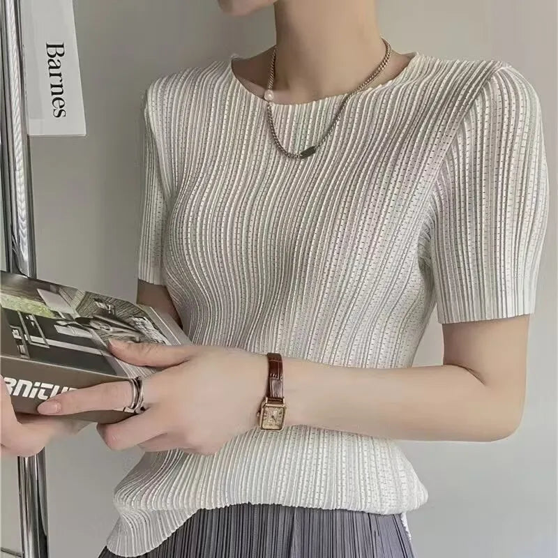 Women's Pleated Short Sleeve Blouse – O-Neck Loose Fit Casual Top for Spring & Summer