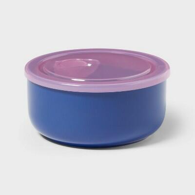 Juego de 2 recipientes para alimentos Room Essentials de 23 oz con tapa ventilada, azul y rosa