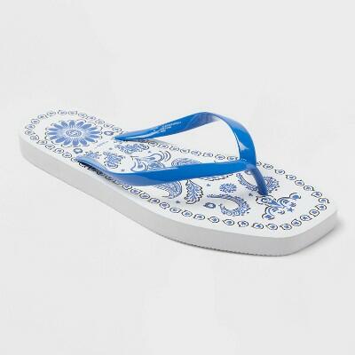 Sandalias de dedo con punta cuadrada Palmer Medallion para mujer de Shade & Shore, color azul claro, talla 6