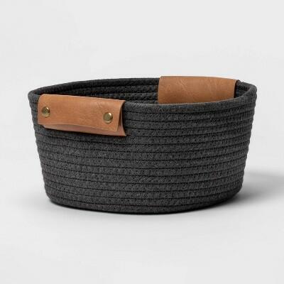 Cesta de cuerda pequeña enrollada Brightroom™ de 11", gris cálido carbón