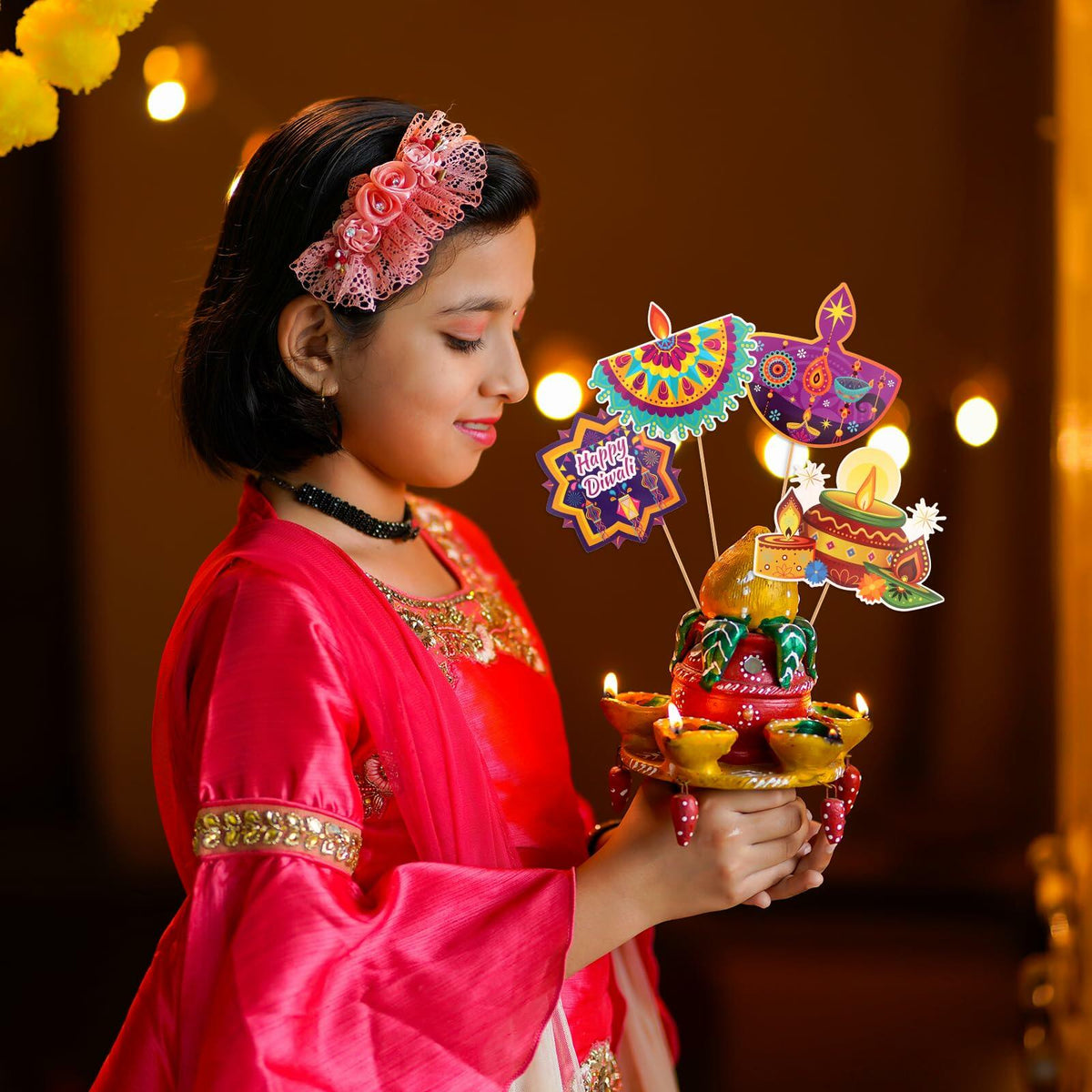 HOWAF 32 piezas de decoración de mesa para Diwali, centros de mesa y accesorios para fotomatón