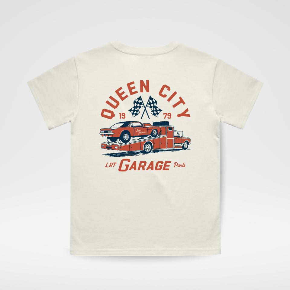 CAMISETA QUEEN CITY GARAGE - CREMA VINTAGE