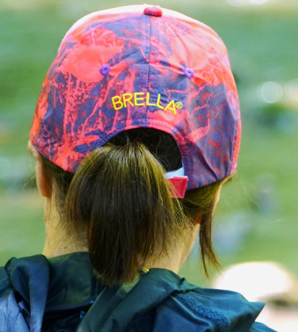 Sombrero impermeable unisex Brella rojo y azul