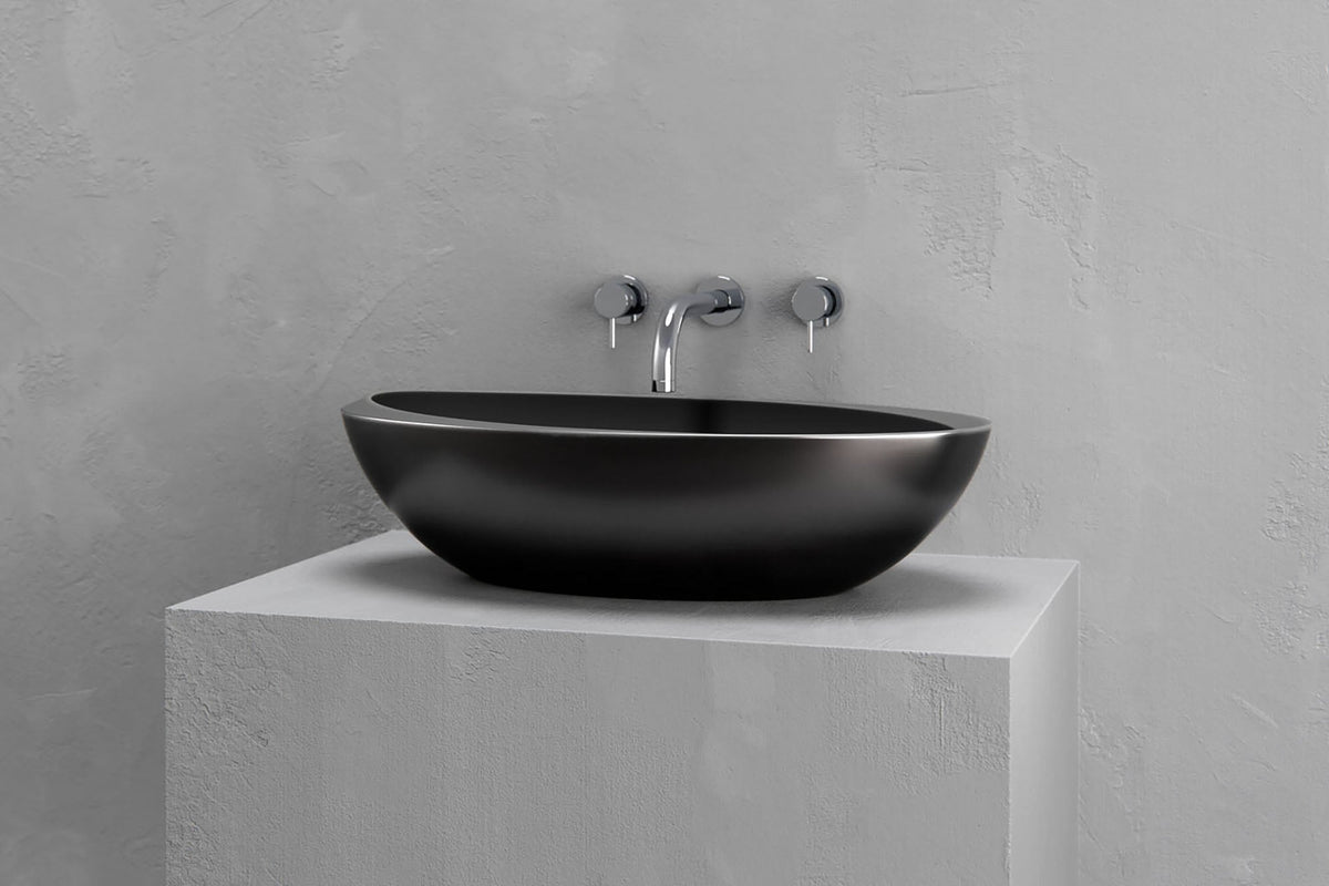 Oval vessel sink