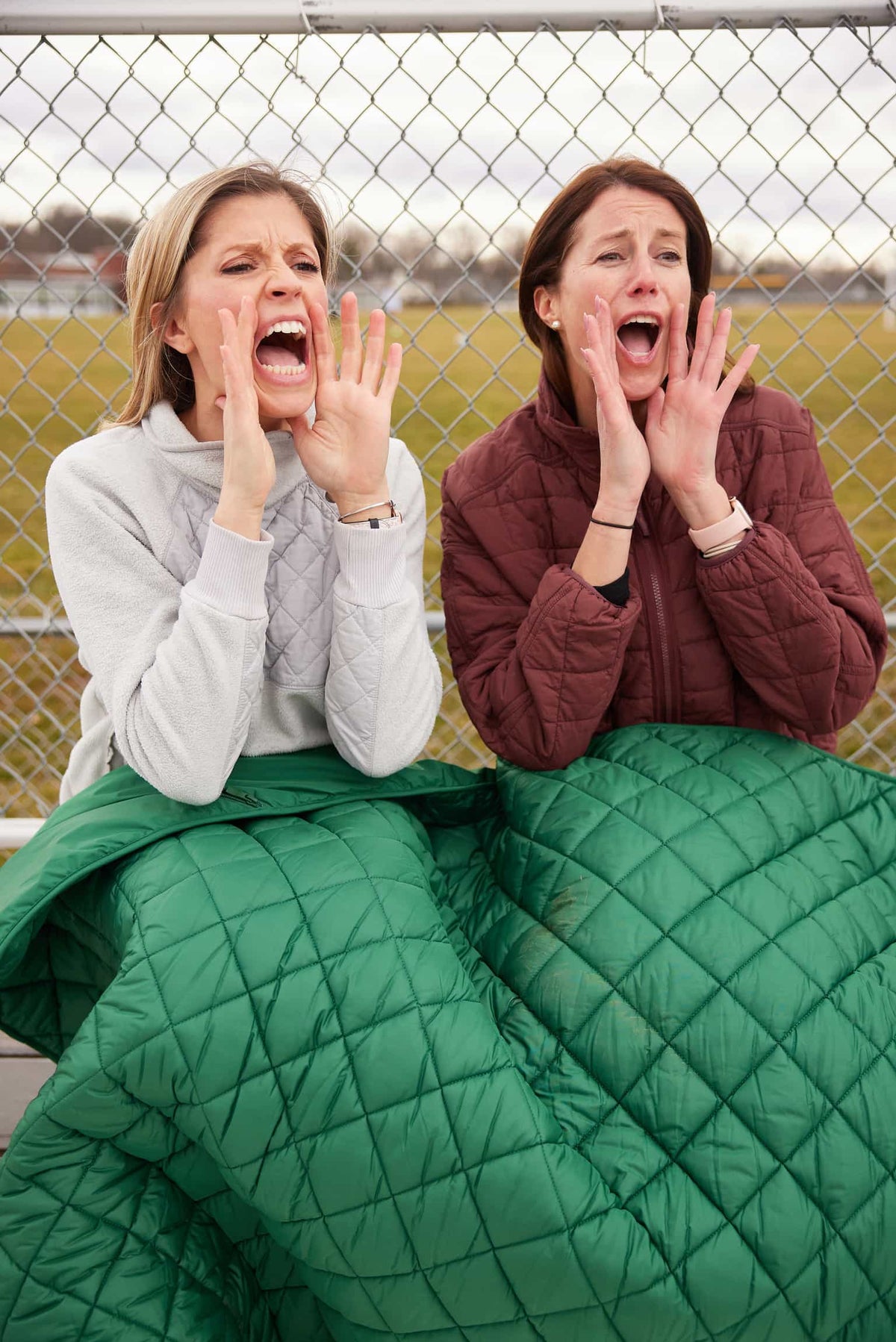 Waterproof Puffer Blanket with Pockets | Pretty Rugged