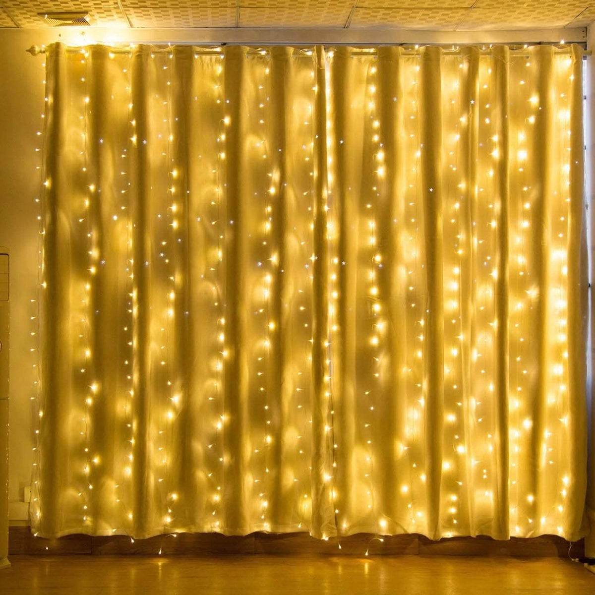 600 LED 9.8 x 19.6 FT. LED Curtain Lights with 8 Light Modes and Memory Function