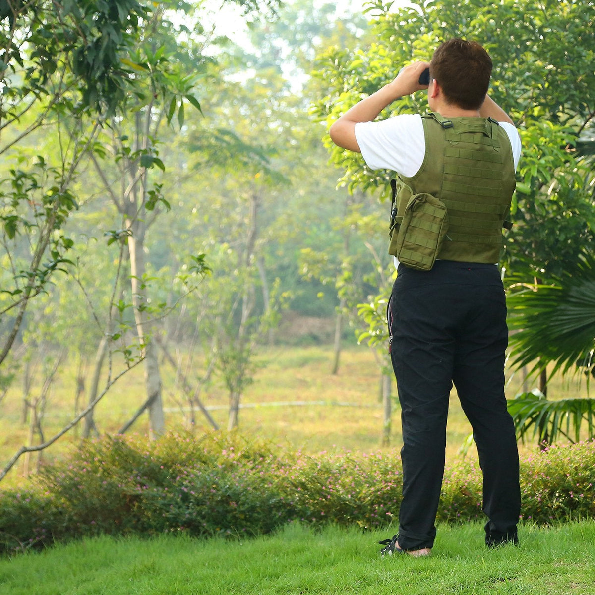 Adults Tactical Vest Military Airsoft Paintball Vest Camouflage Combat Vest for Hunting Army Fans CS War Game
