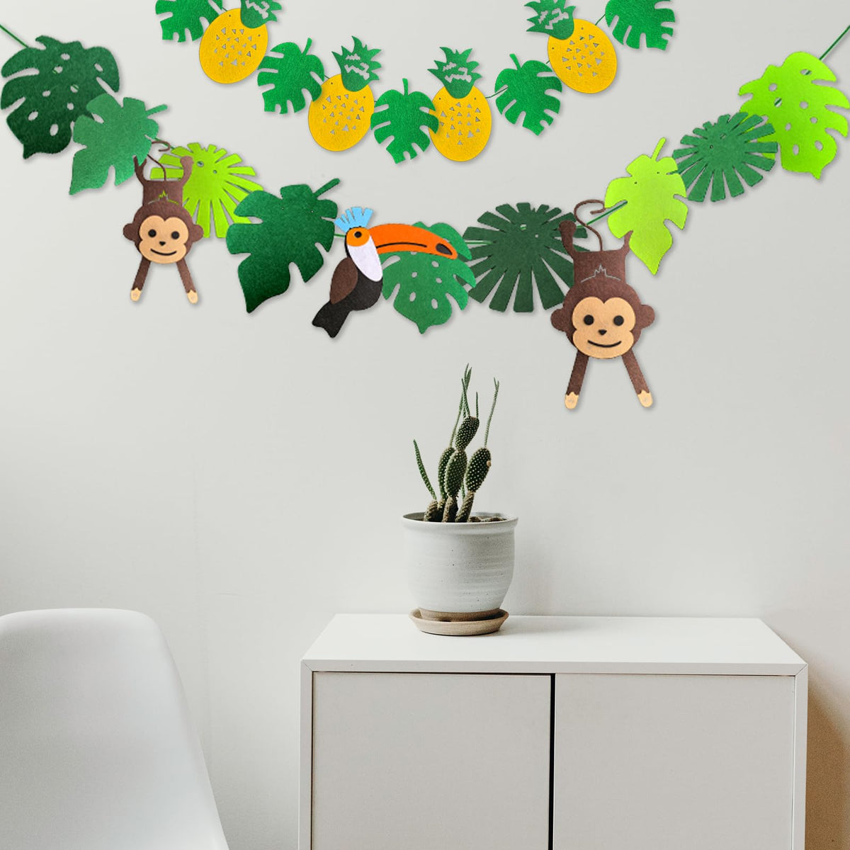 Set de decoración de fieltro navideño de la selva Leyhooney con tucán, mono y hoja de palma tropical