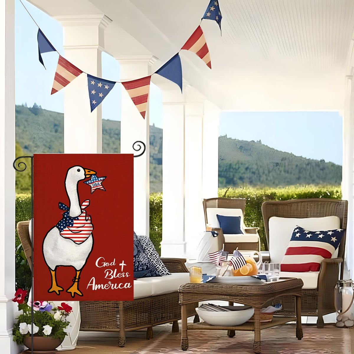 Bandera de jardín patriótica EKOREST 12x18 pulg. de doble cara con ganso divertido rojo, blanco y azul