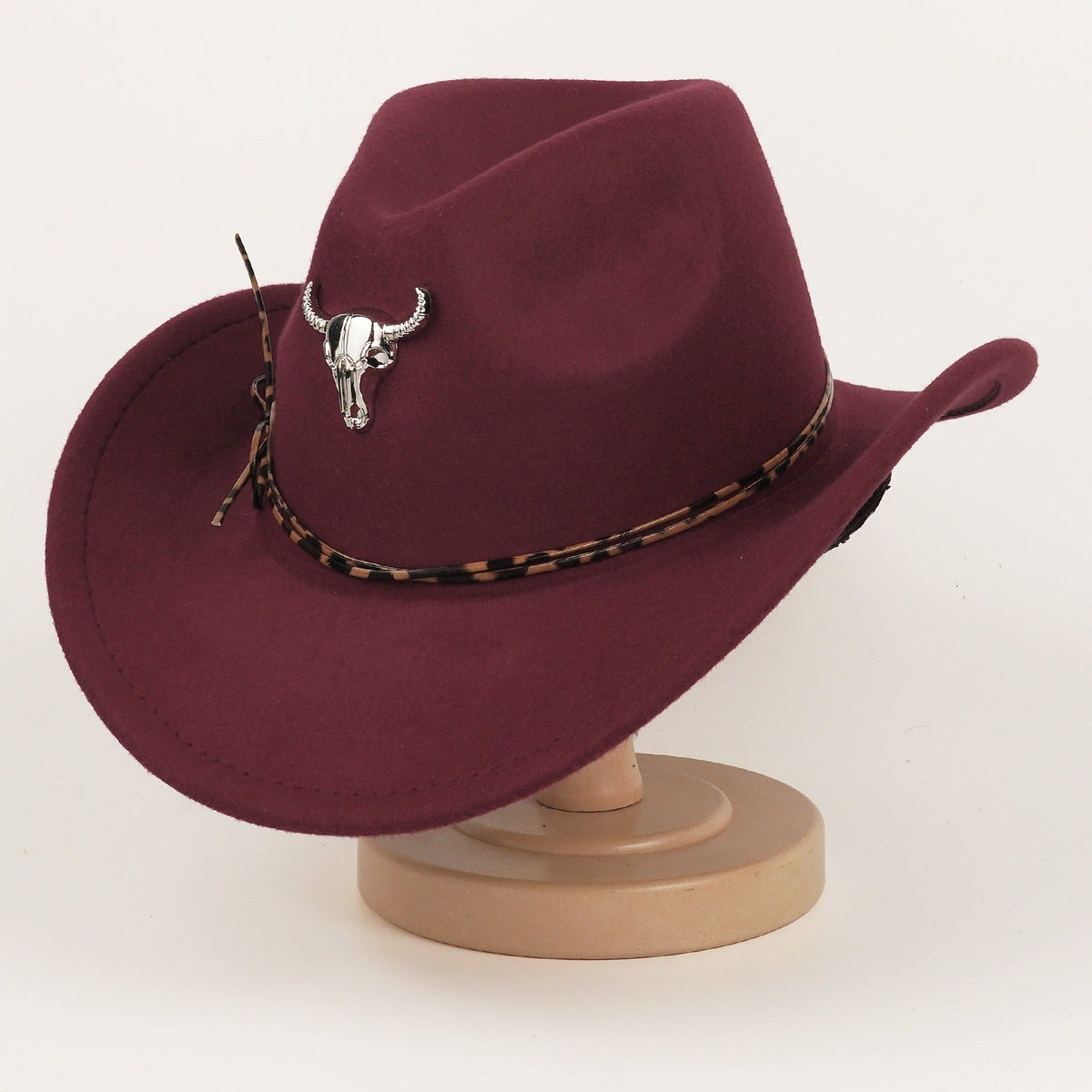 Western Cowboy Hat For Men And Women Metal Bull-Head Wool Cavalry Cap Top Hat