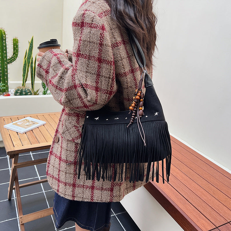 Suede Single-shoulder Crossbody Bag With Tassels