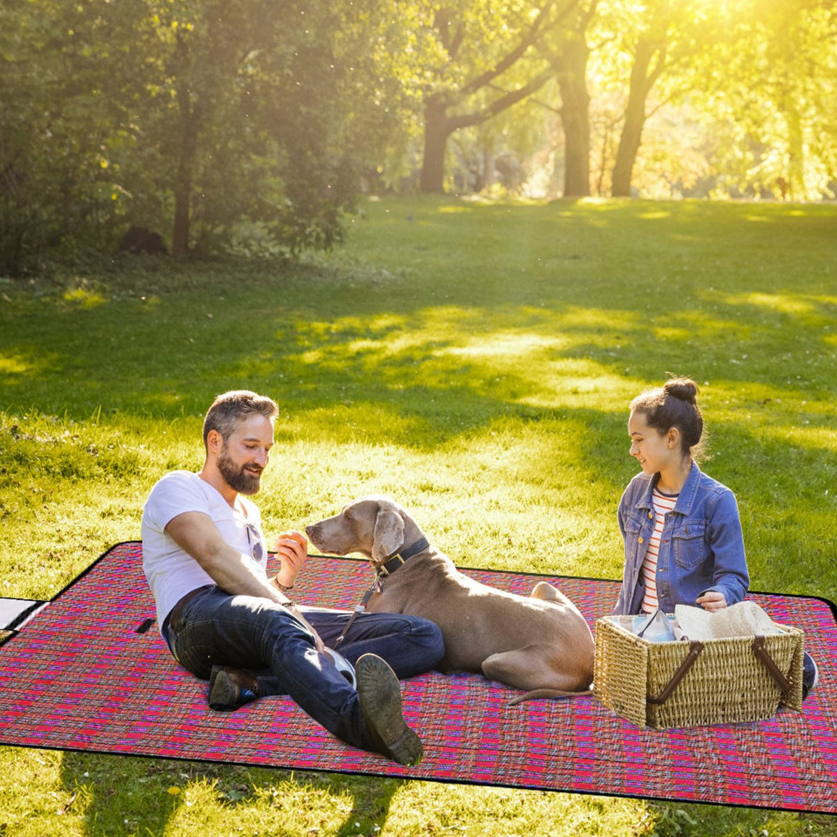 Manta de picnic impermeable de 60" x 78", alfombra plegable para acampar con correa, ideal para camping, senderismo, césped y viajes