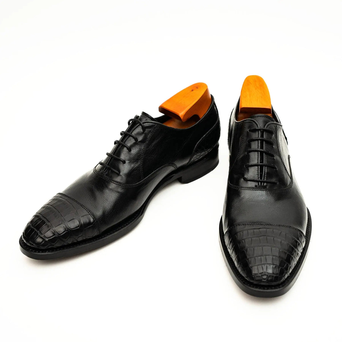 Black Cap-Toe Calf & Crocodile Leather Oxford Shoes