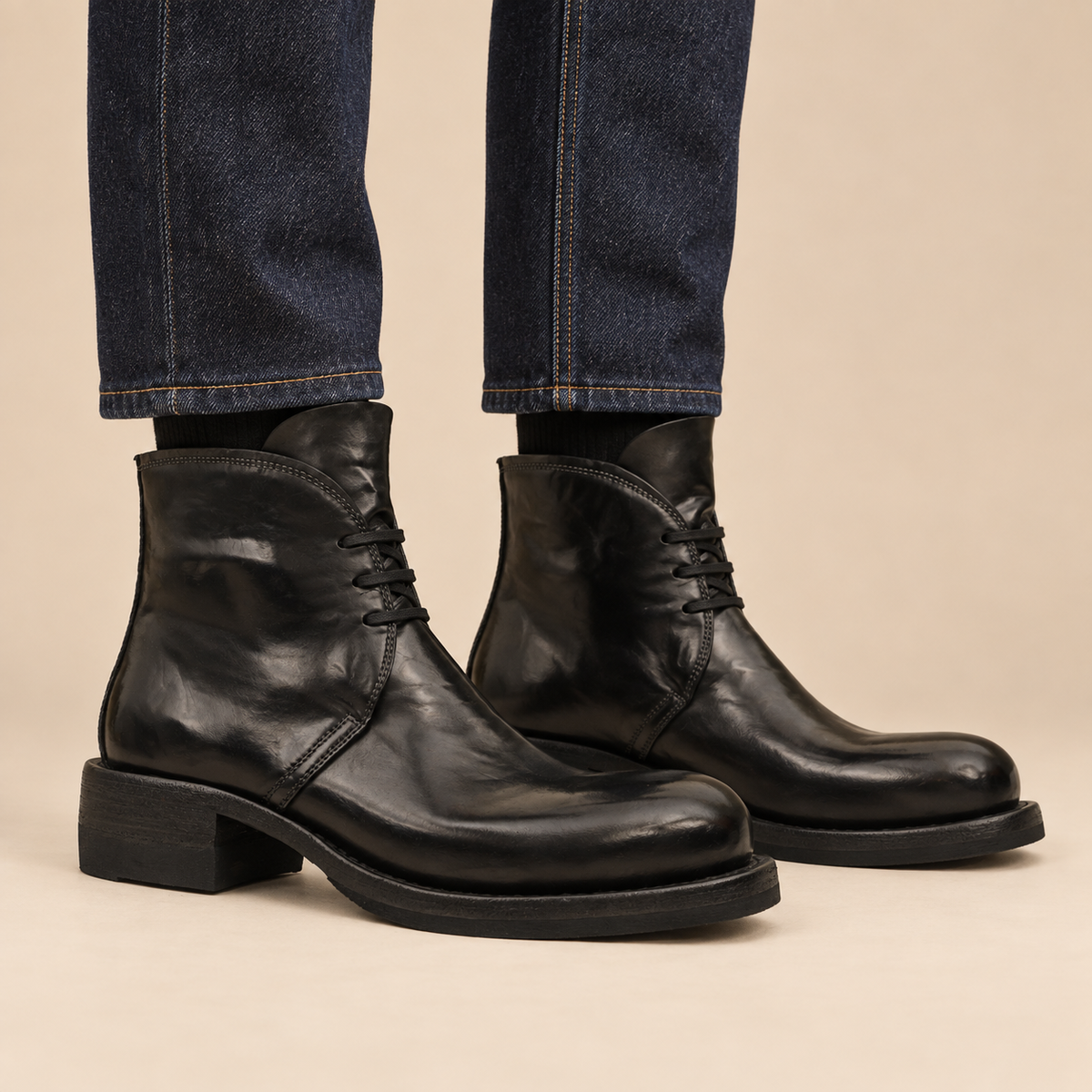 Black Plain-Toe Horse Butt Leather Ankle Boots