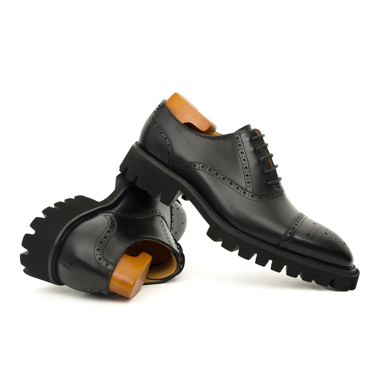 Black Wingtip Calf Leather Oxford Shoes