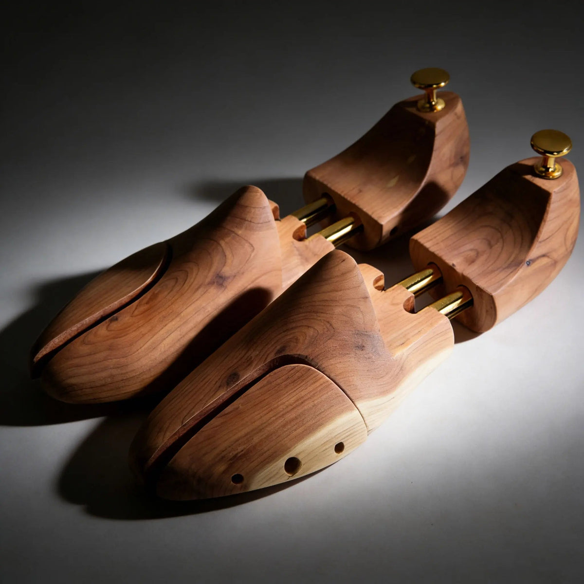 Light Tan Split-Toe Shoe Tree with Gold-Tone Hardware