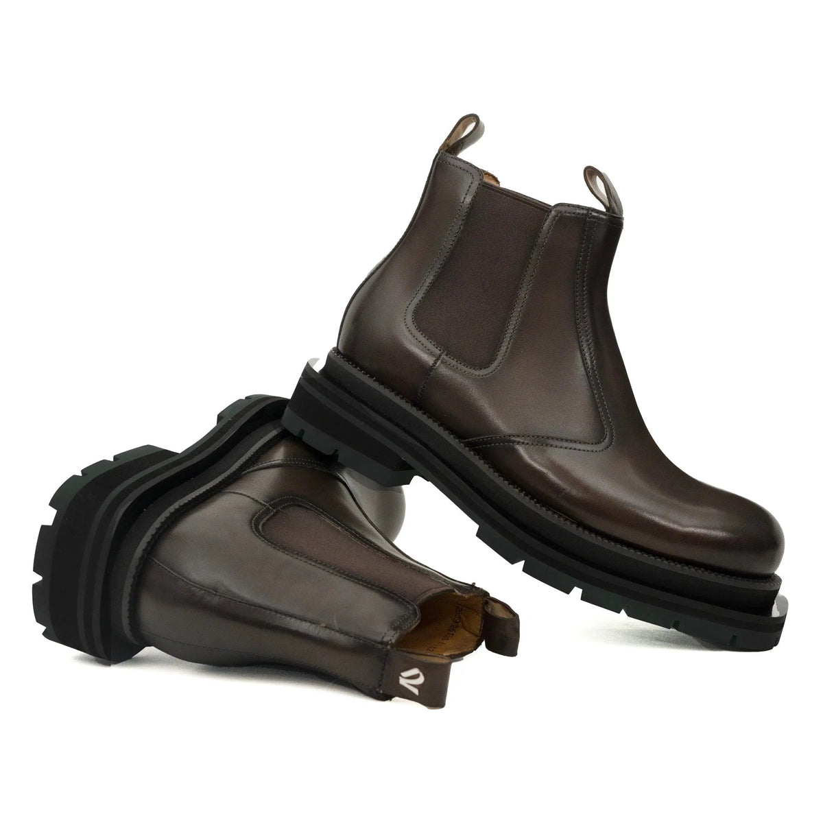 Glossy Platform Plain-Toe Chelsea Ankle Boot