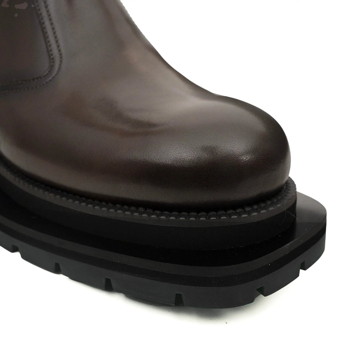 Glossy Platform Plain-Toe Chelsea Ankle Boot