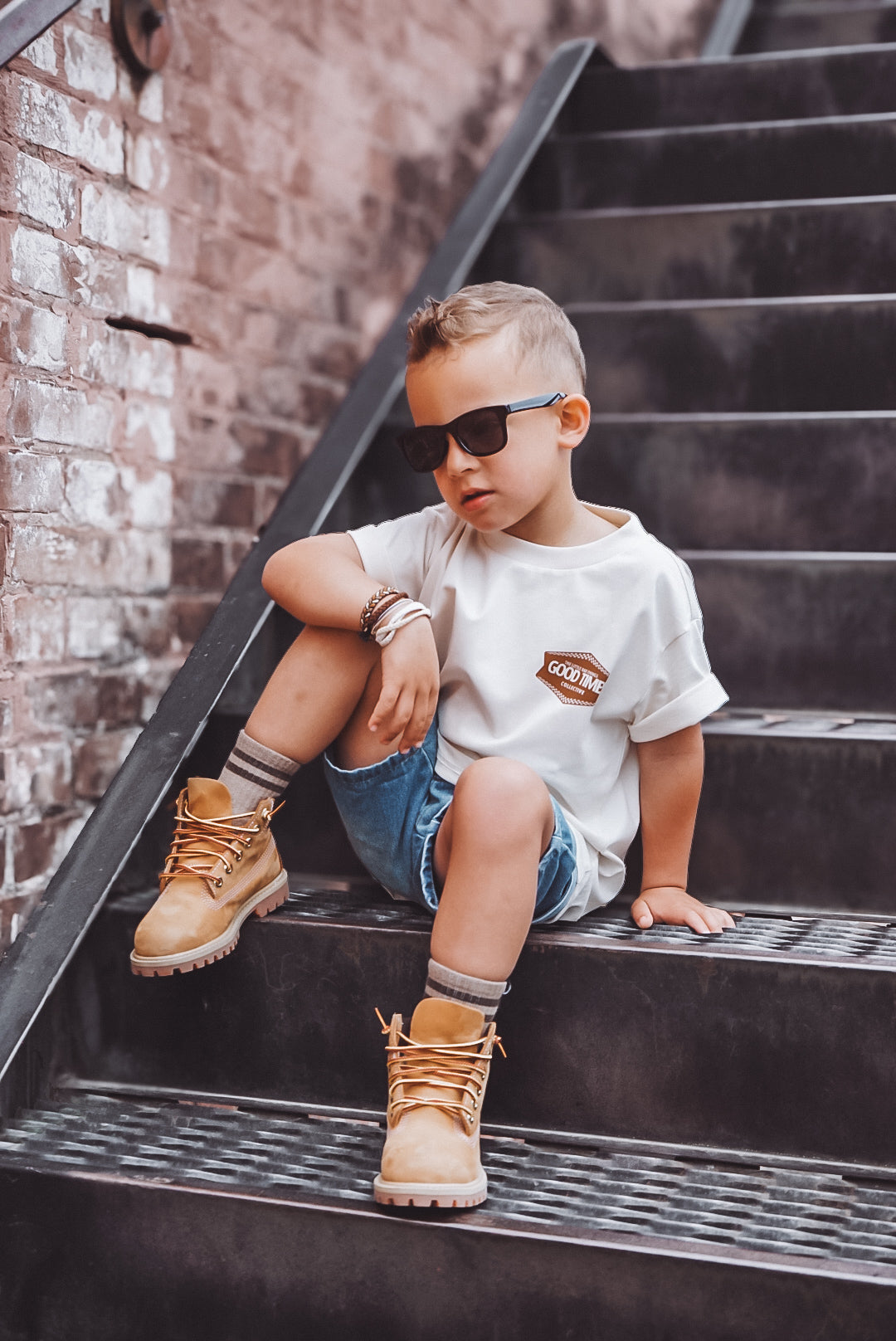 CAMISETA THE GOOD TIMES COLLECTIVE - CREMA