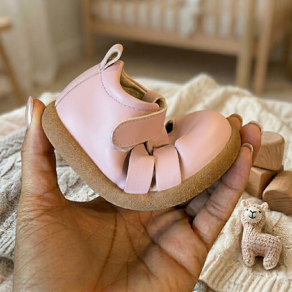 Sandalias descalzas Bloom Kids – Zapatos para niños pequeños con puntera ancha y suela flexible