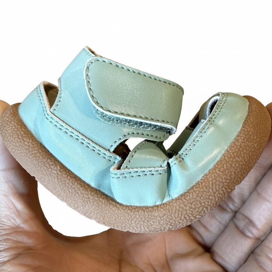 Sandalias de puntera ancha para niños pequeños | Sandalias de verano Sprout Barefoot para niños