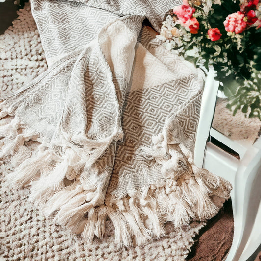 XL Turkish Cotton Towel 200GSM Oversized Bath, Pool, Hair and Picnic Towel