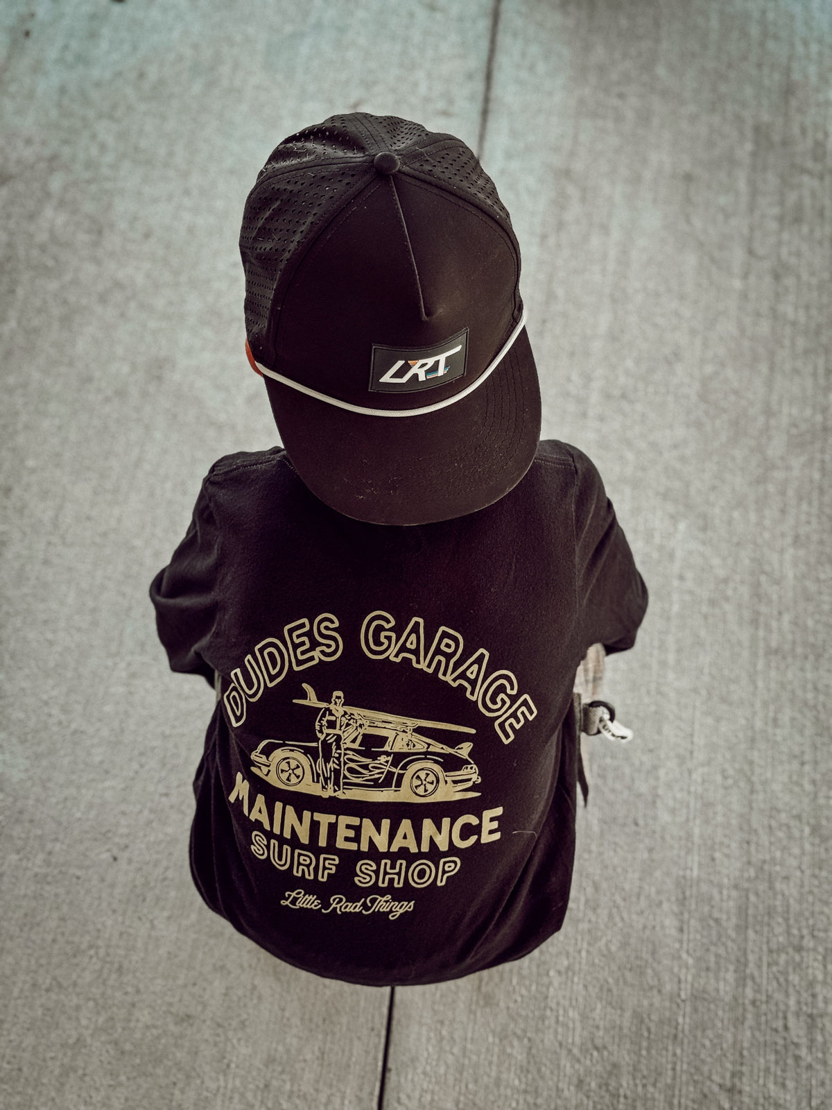 CAMISETA DUDES GARAGE - NEGRA
