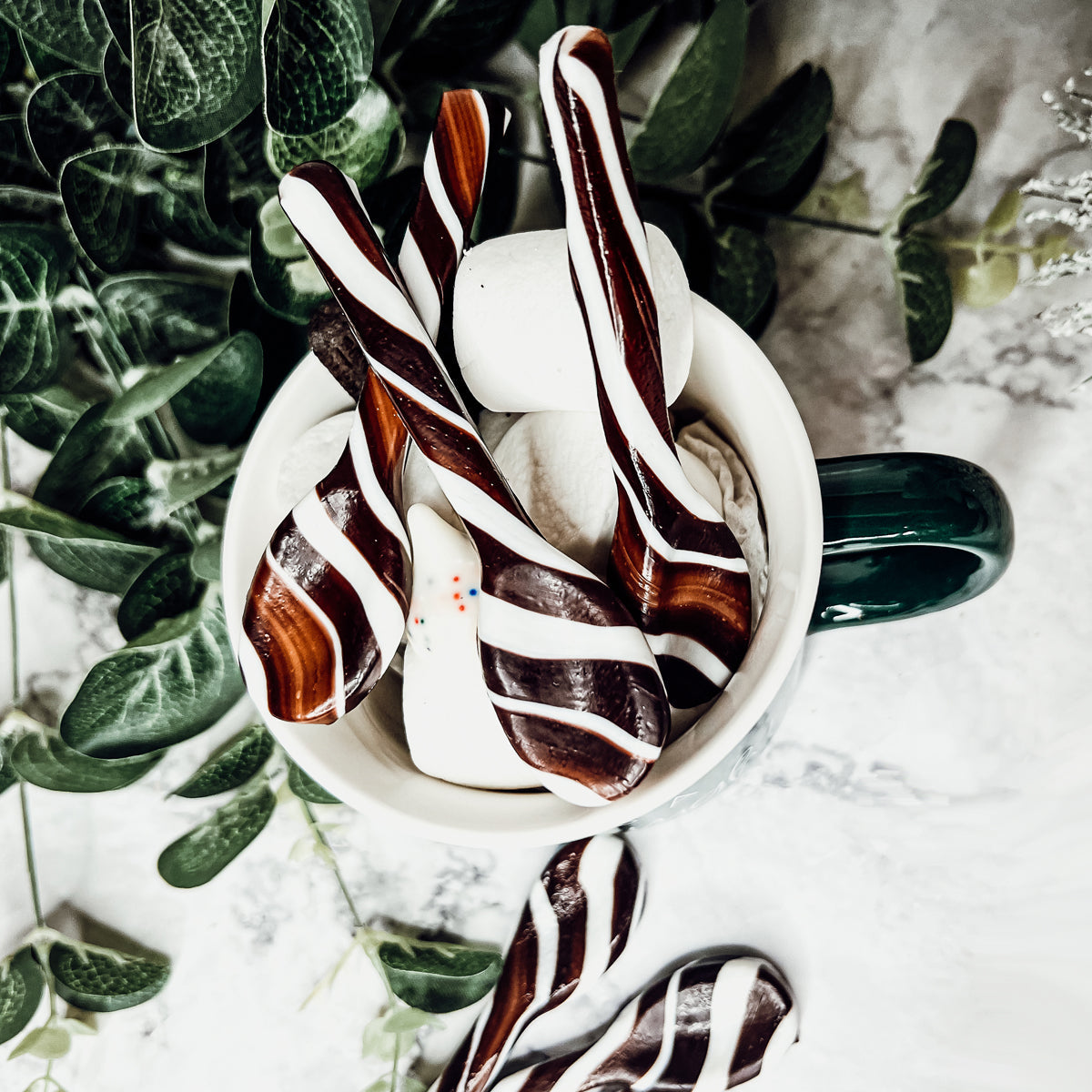 Edible Spoons 3 Flavors Peppermint Cinnamon Hot Cocoa Holiday Party Treats