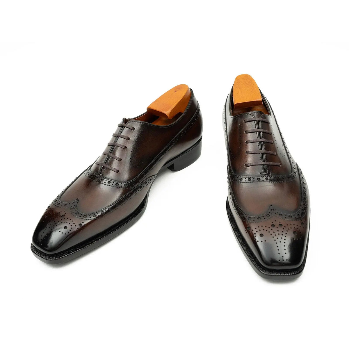 Glossy Wingtip Oxford Shoe with Tapered Squared Toe