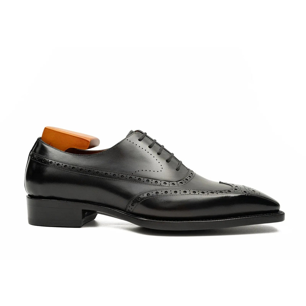 Glossy Wingtip Oxford Shoe with Tapered Squared Toe