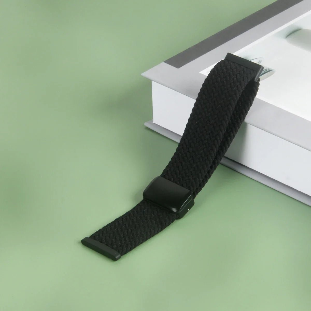 Fitbit Versa 2 / Versa 3–4 / Sense 1–2 Magnetic Braided Band