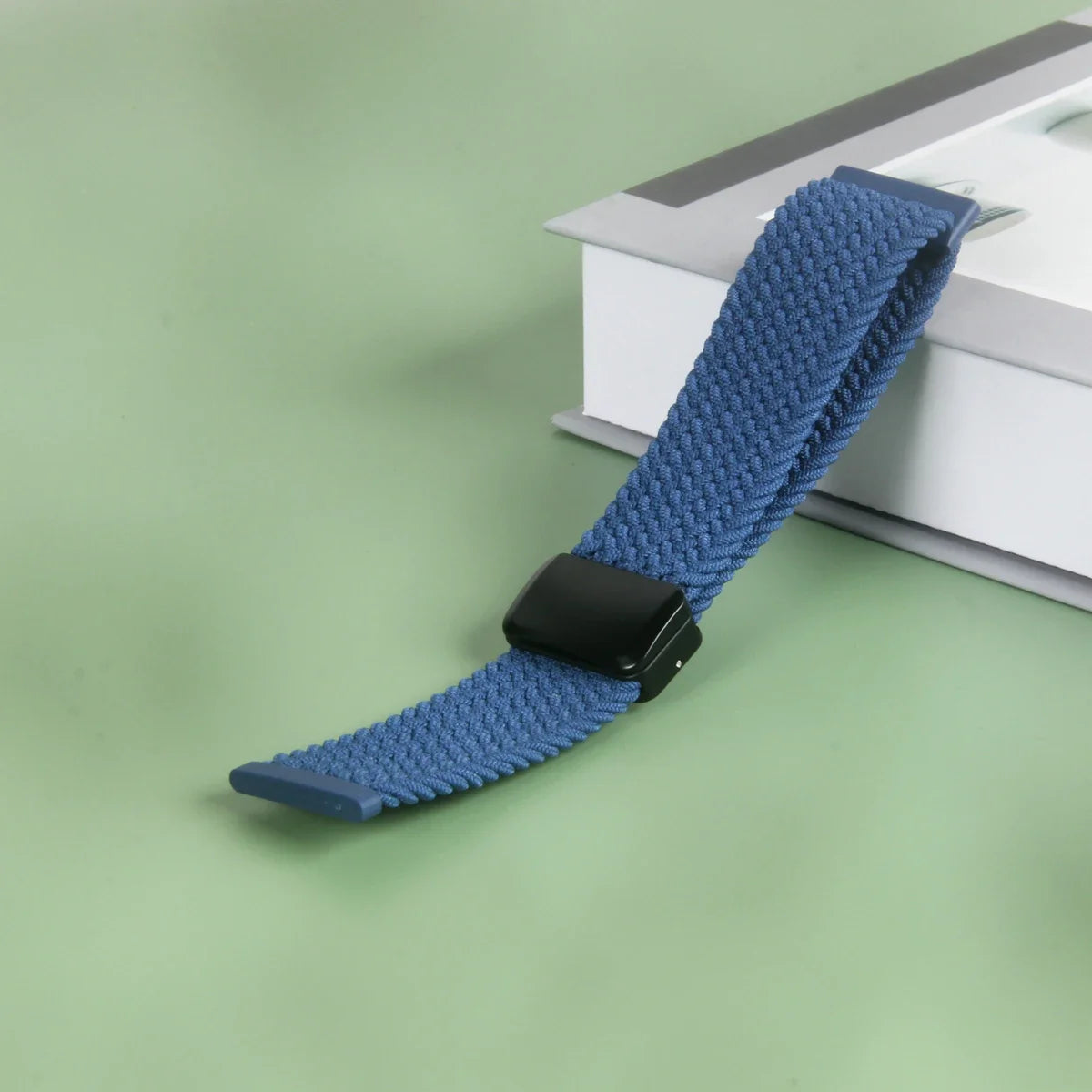 Fitbit Versa 2 / Versa 3–4 / Sense 1–2 Magnetic Braided Band