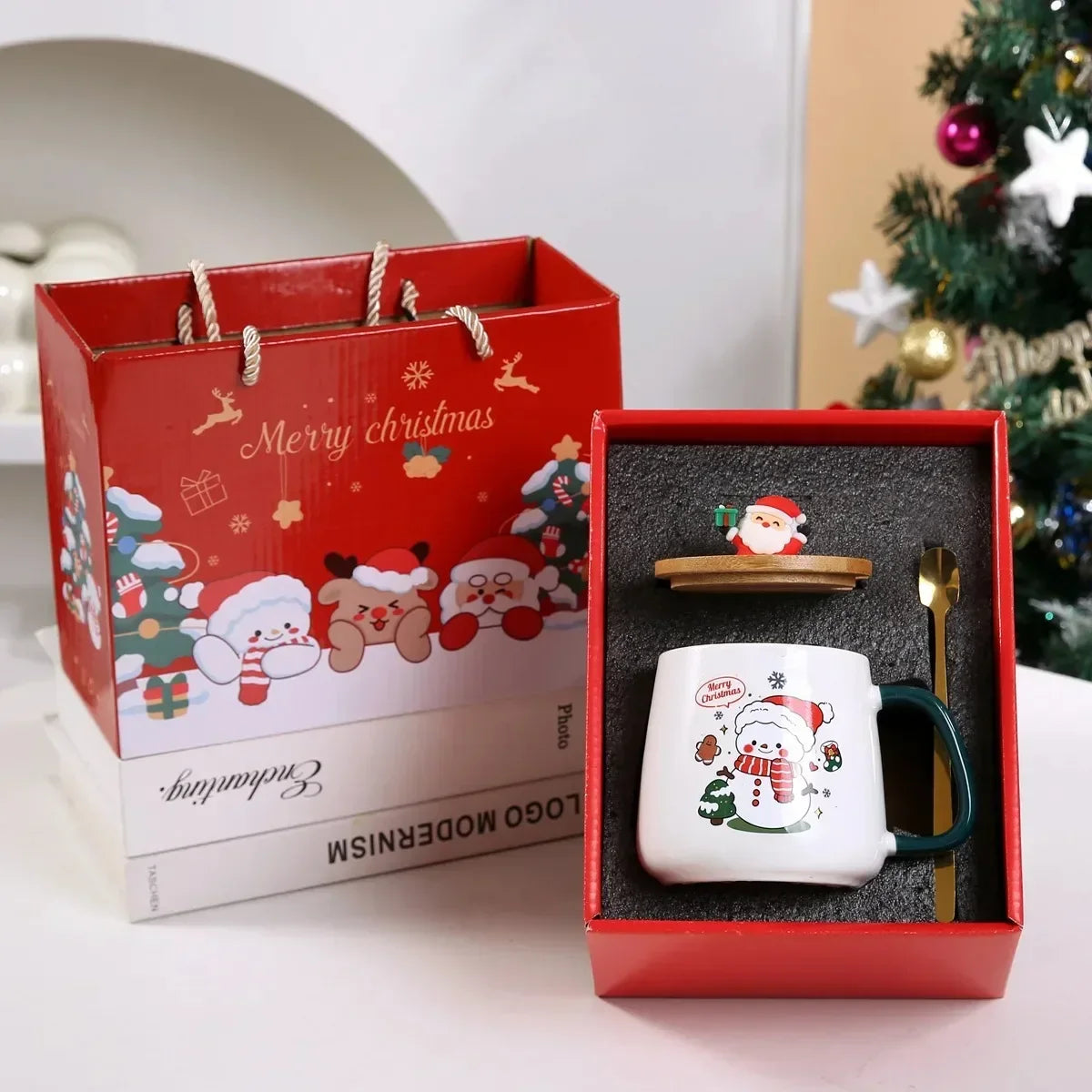 Christmas Gift New Year Set:55 ℃ Thermostat Mugs Cup Snowman Ceramic Cup with Lid with Spoon Mugs Coffee Cups for Home or Office