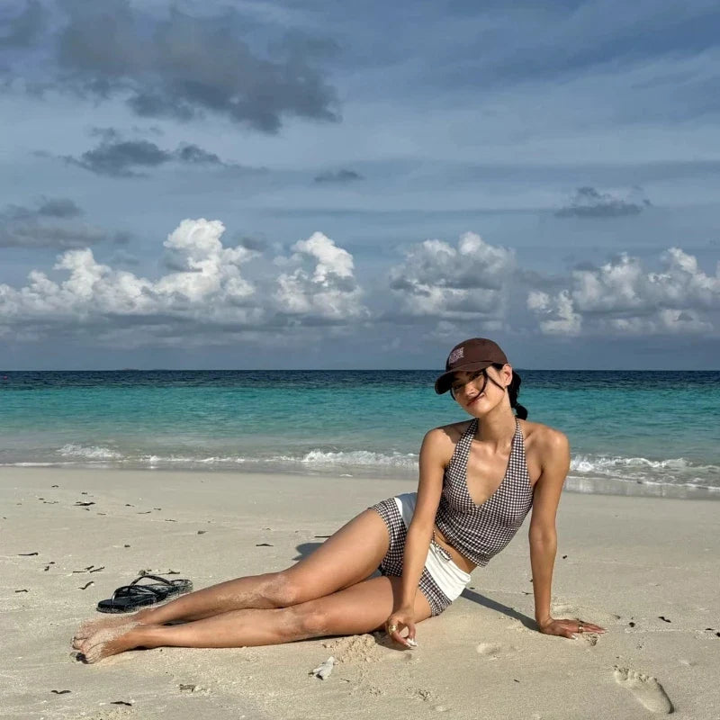 Nuevo y sexy conjunto de bikini con escote pronunciado y push up, braguita a cuadros de talle alto con control de abdomen y traje de baño de dos piezas sin espalda para vacaciones en la playa