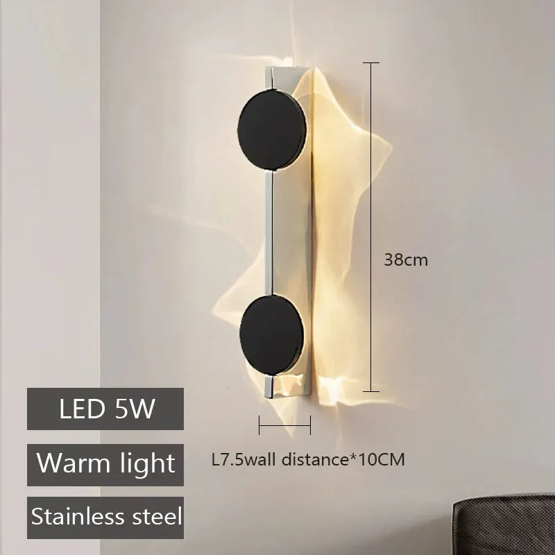 Aplique de pared LED moderno giratorio ondulado Lámpara de pared de acero inoxidable Apliques de pared de ambiente Luces de cabecera de dormitorio de hotel