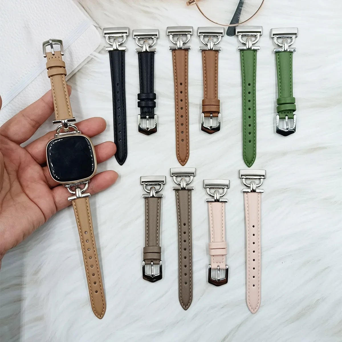 Fitbit Sense 1–2 / Versa 3–4 Slim Leather D-Link Band