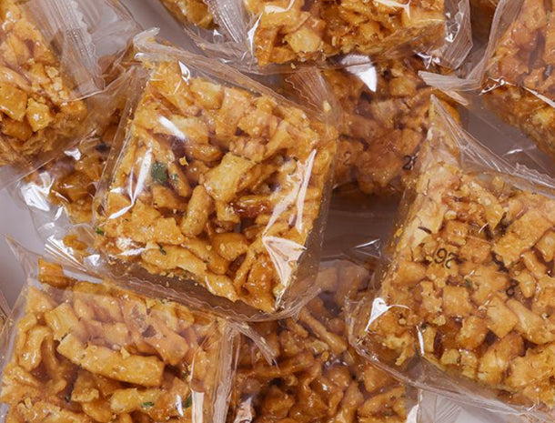 Old-fashioned Sachima Crispy Sachima Crackers A Popular Online Snack.