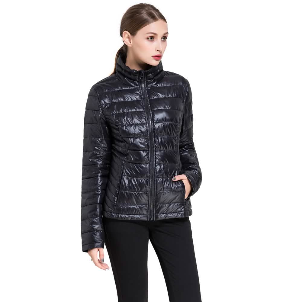 Chaqueta de plumas ligera para mujer