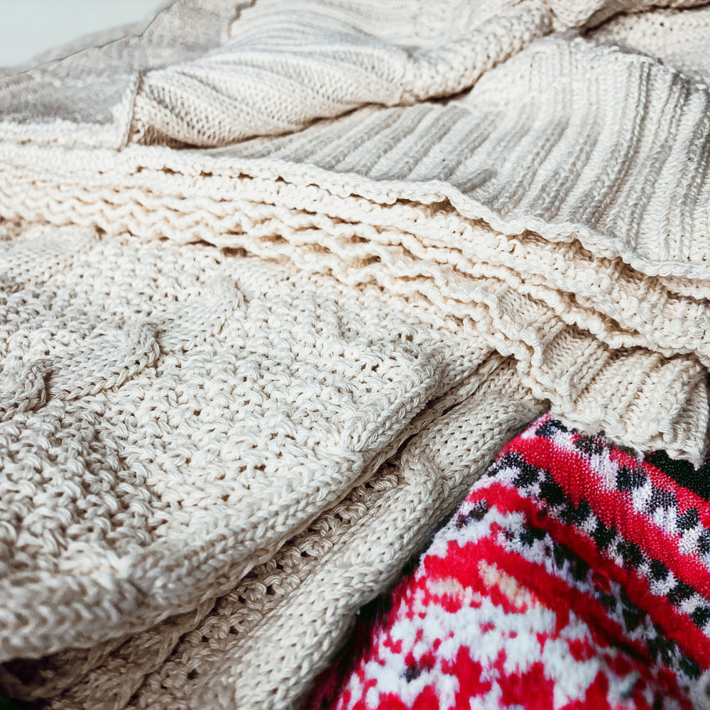 Claret Knit Sweater Throw Lightweight Cozy Blanket For Couch Bed