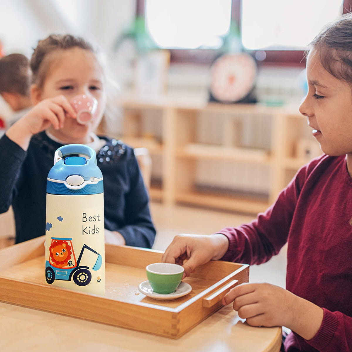 13.5Oz Insulated Stainless Steel Water Bottle Leak-proof Bottle for Kids with Straw Push Button Lock Switch Sports Water Bottle for Toddlers Boys Girl