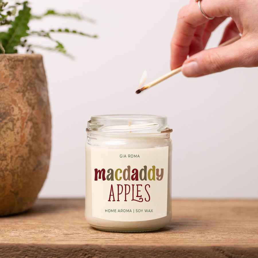 Fresh Macintosh Apple Soy Candle Fall Scented Pear Vanilla Musk Cedarwood