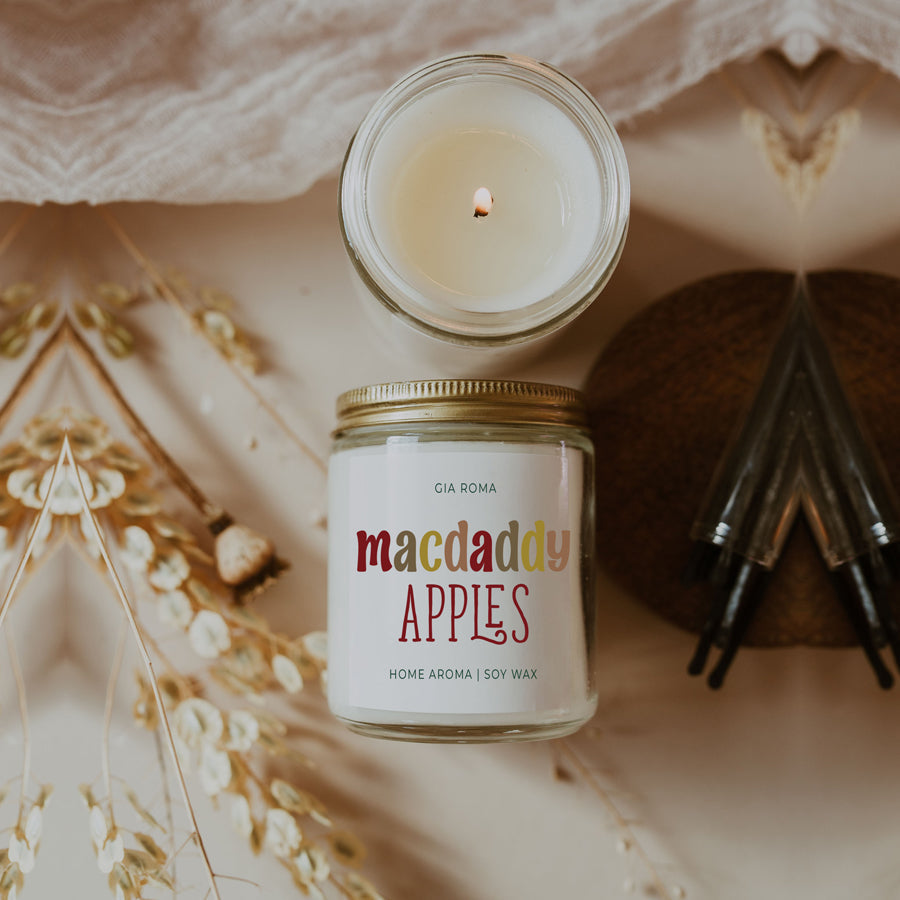 Fresh Macintosh Apple Soy Candle Fall Scented Pear Vanilla Musk Cedarwood