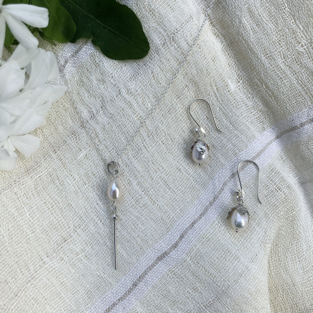 Freshwater Pearl Teardrop Earrings Sterling Silver Leaf Detail 1.5in Handmade