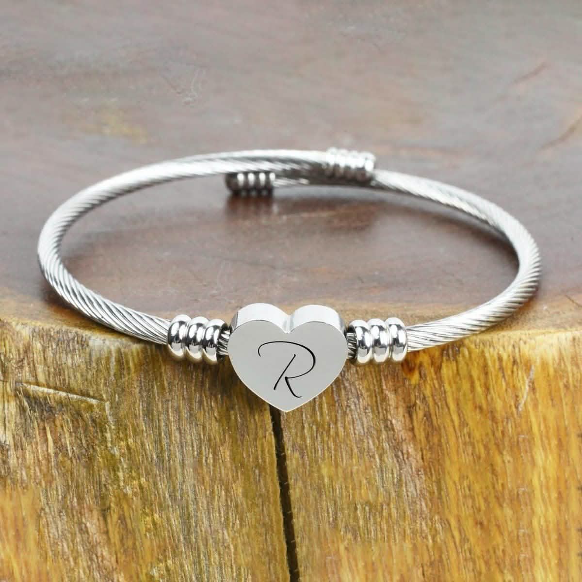 Pulsera con Inicial y Corazón Hipoalergénica y Ajustable